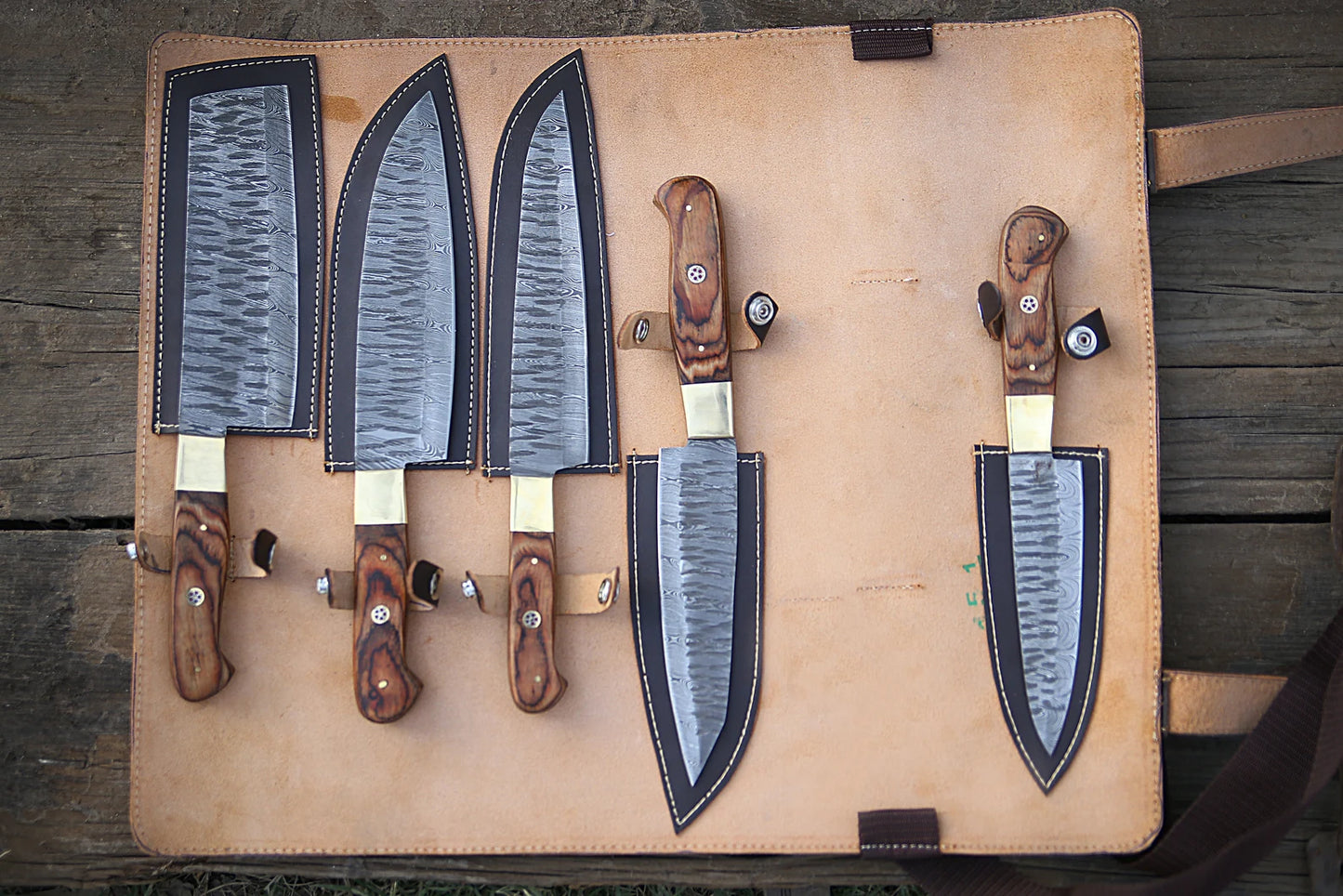 Custom Handmade Chef Knives Set / Kitchen Knives Set / 5Pcs Chef Set / Damascus Blades Chef Knives Set / BBQ Knives Set / Best handmade gift item / Mother Day Gift / Professional Chef For Gift