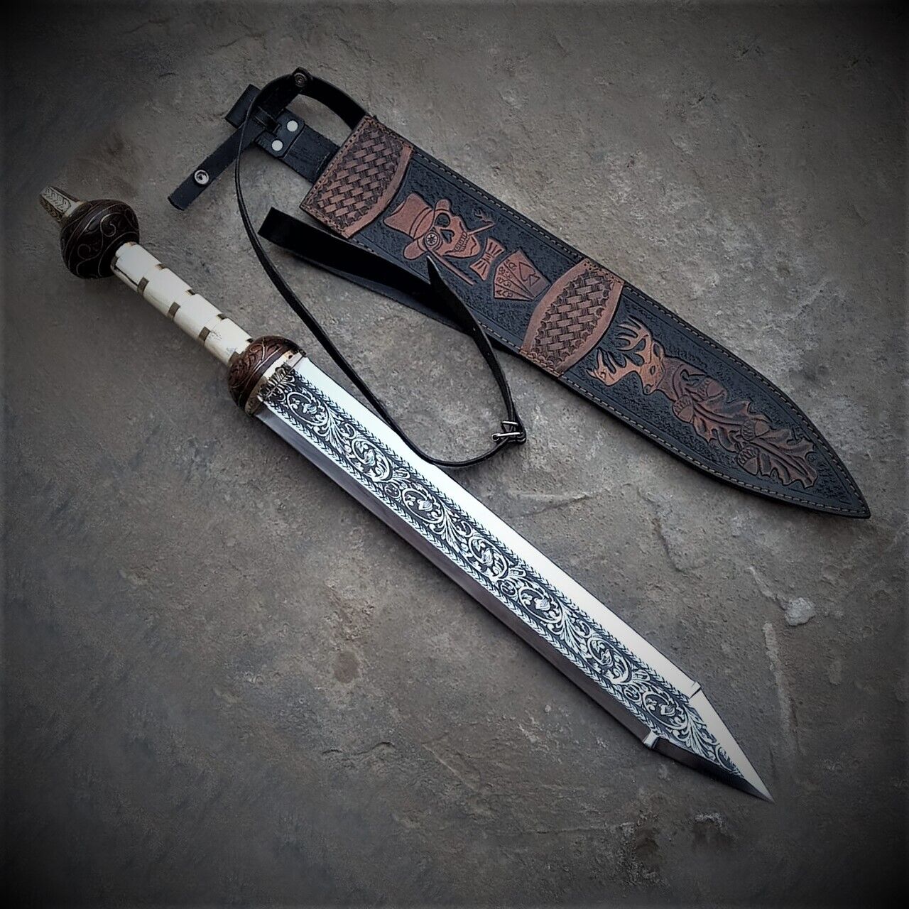Handmade MEDIEVAL Swords, Handmade Engraved Blade Sword, Viking Swords, Battle Ready Swords, Handmade Swords, Best gift for him