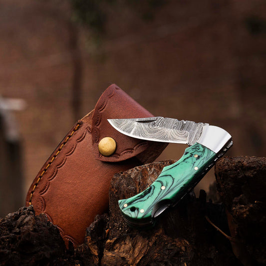 Personalized Handmade Damascus Pocket Clip Folding Knife 6.5", Camping Hiking Damascus Pocket Knife, Gift for Groomsmen, Gift for Men, USA